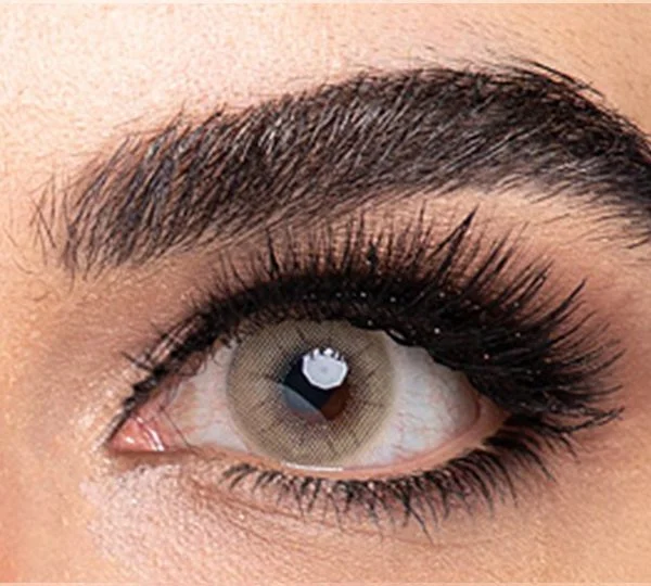 لنز رنگی روزانه گلامور Glamour_Hazel2