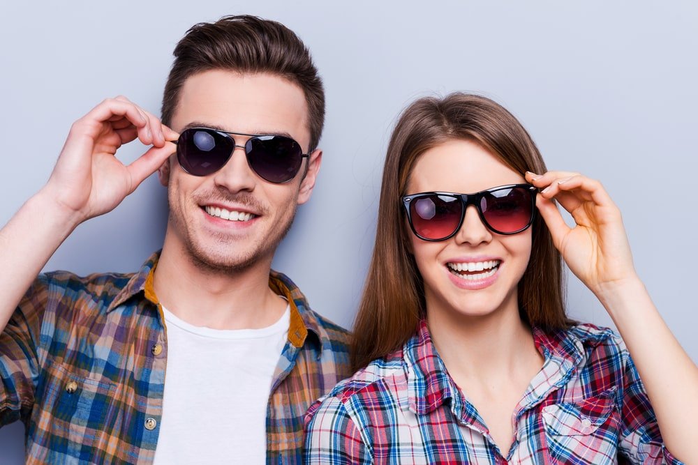 تفاوت عینک آفتابی مردانه و زنانه
